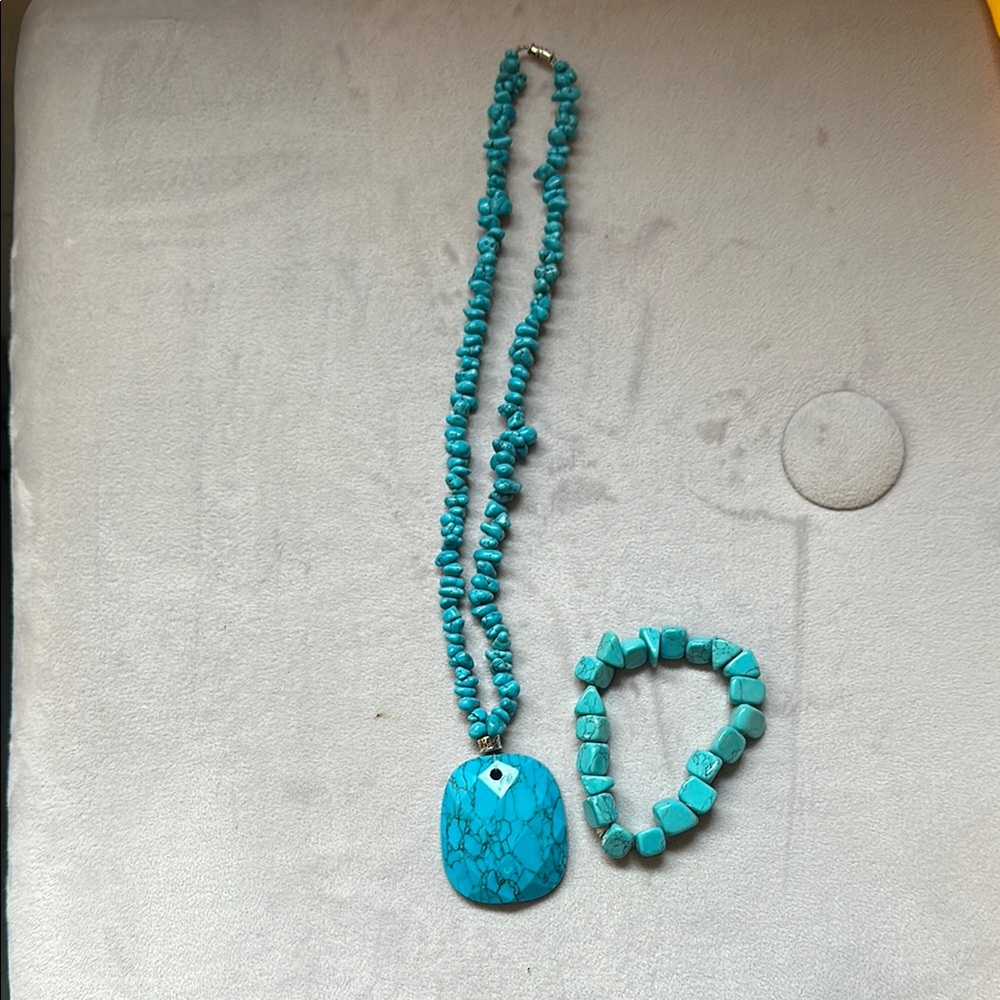 Turquoise Necklace and Bracelet Set